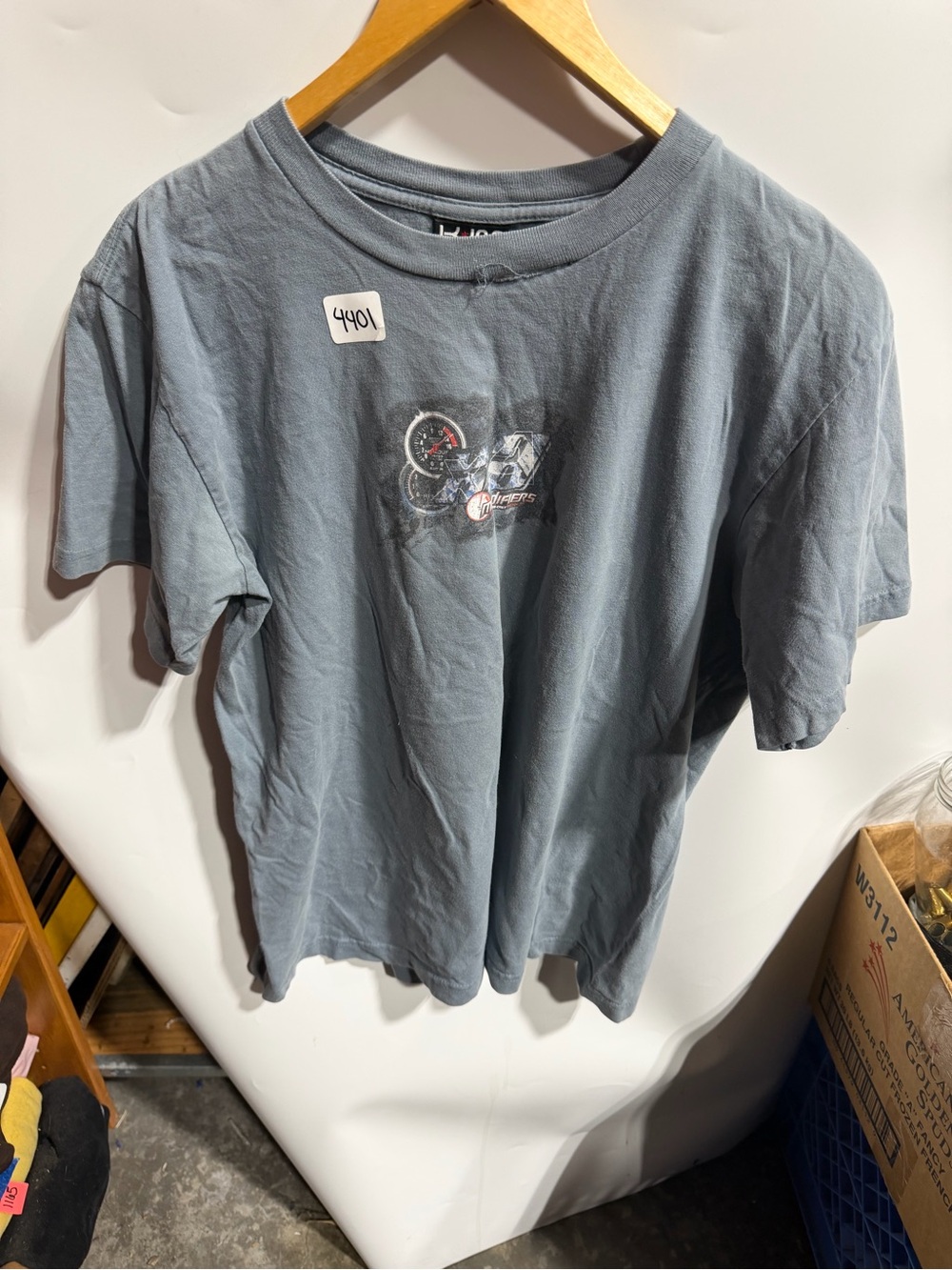 #4401-Men's Short Sleeve Graphic Tee in Slate Gray
